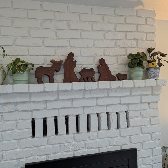 Wooden Nativity Scene Set - Picture 11 of 12